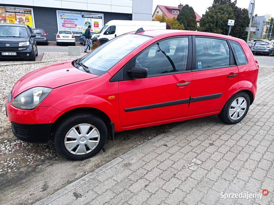 Suuper Fiesta 5drzwi benzyna zamiana VAT marża Fiesta mazowieckie Pruszków