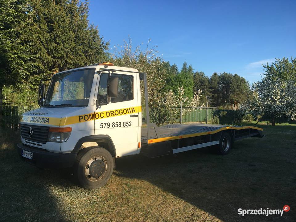 Pomoc drogowa transport pojazdów i maszyn Różan