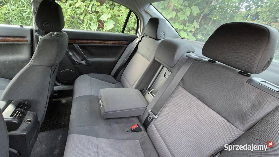 Opel Vectra C 18 LPG 122 uszkodzona odpala do Starachowice sprzedam