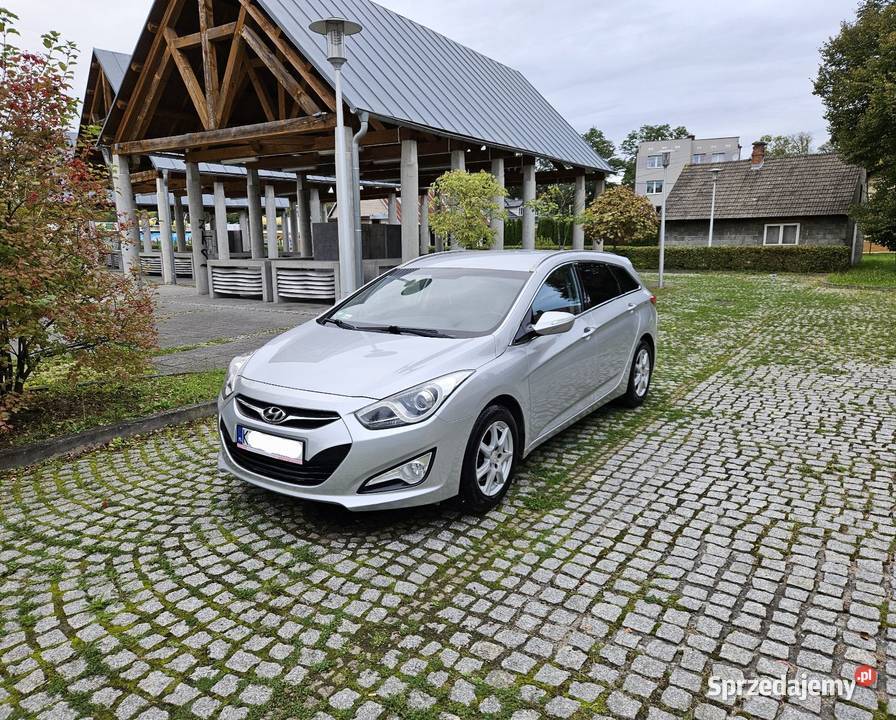 Hyundai I40 2013r 17Crdi 115 Klima Alufelgi Stan srebrny Ryglice sprzedam