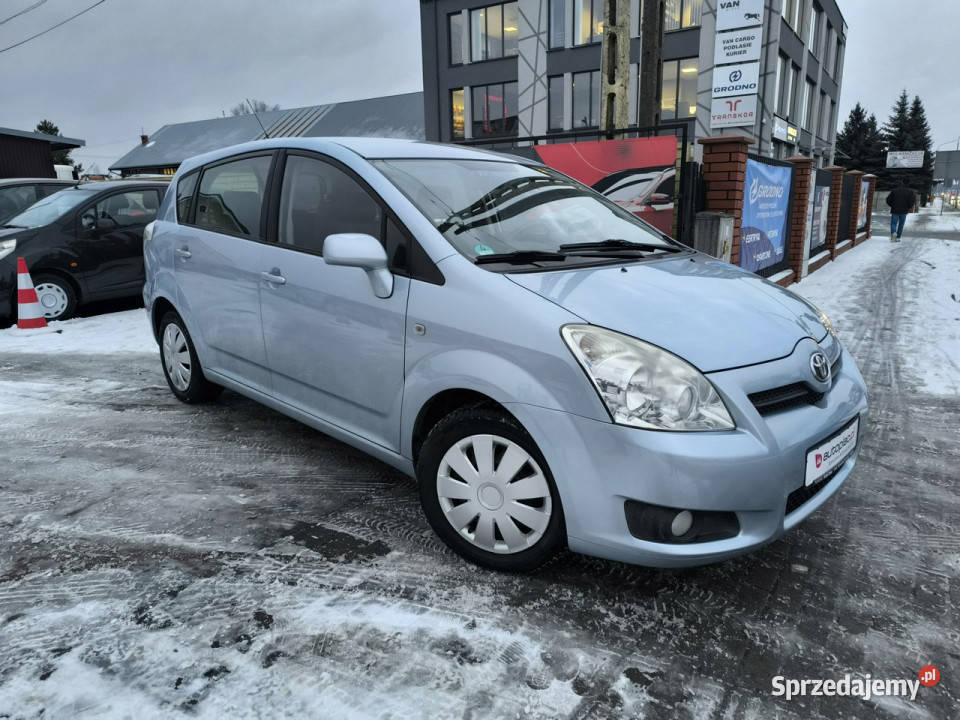 Toyota Corolla Verso 18 VVTi 129 Klima 7 osobowy 1800cm3 Łuków