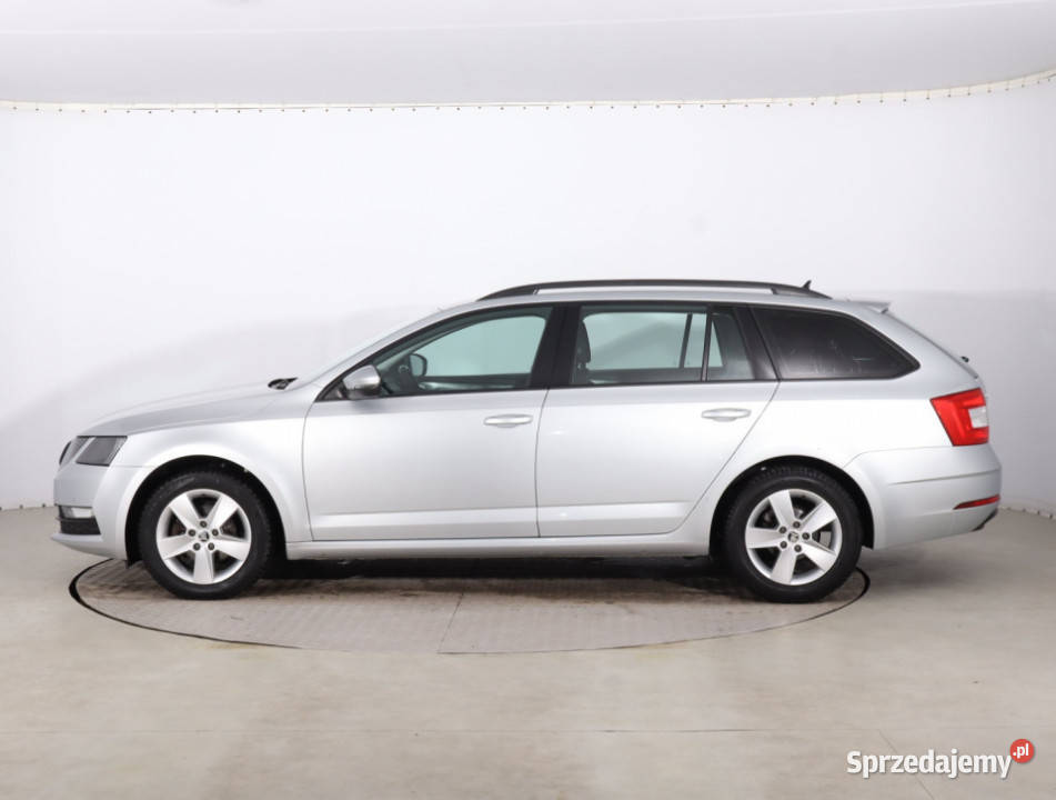 Skoda Octavia 16 TDI centralny zamek Piaseczno sprzedam