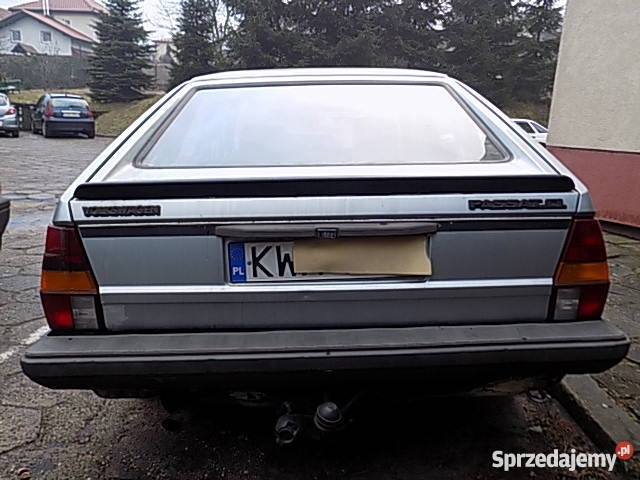 VW PASSAT B2 18 benz 90 1983r YOUNGTIMER szyberdach