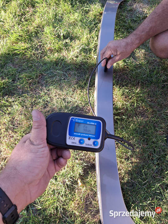 Listwa na tył auta bagażnik BMW Z4 E85 Pozostałe podlaskie Białystok