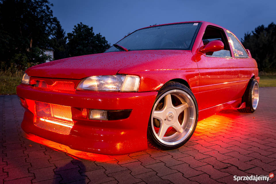 Ford Escort 18 Wyjątkowy Bytnica