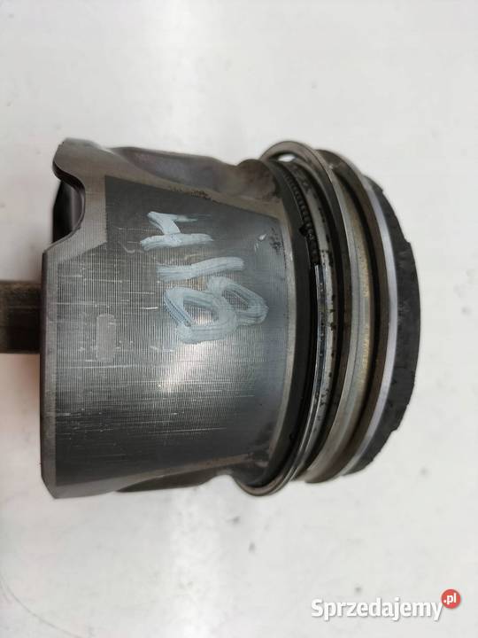 TŁOK KORBOWÓD v81L118 24 D Volvo S60 I 20002009 Blok silnika sprzedam