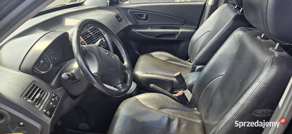 sprzedam Hyundai Tucson uszkodzony Baranów sprzedam