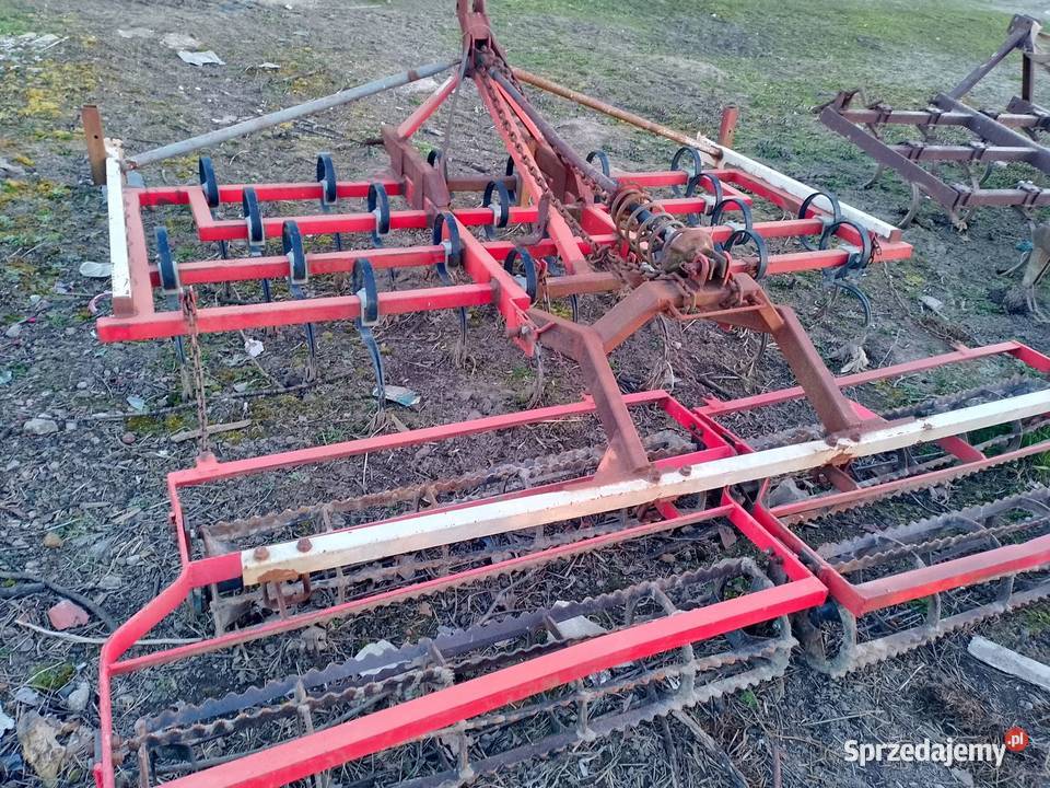 Agregat kultywator uprawowy przedsiewny 28 metra nieuszkodzony