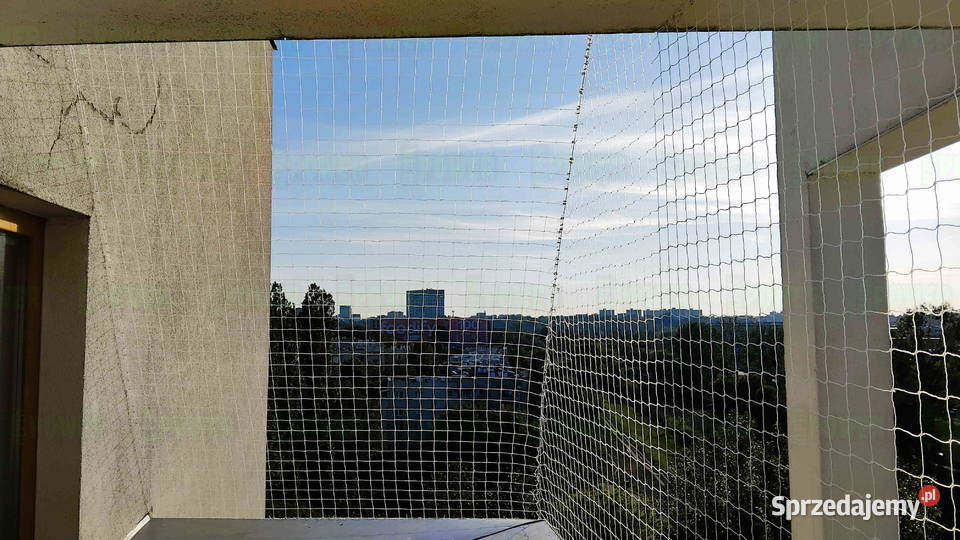 Montowanie siatki na balkonie przeciw ptakom Warszawa