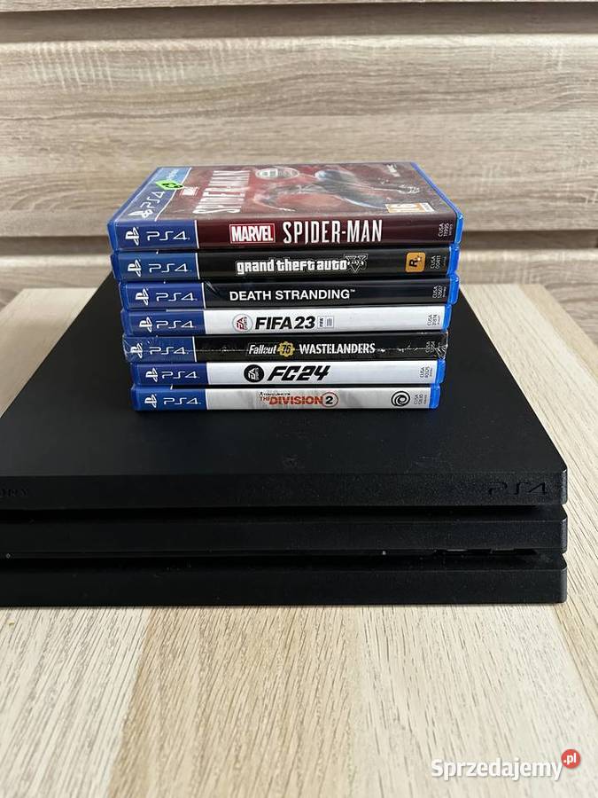 PlayStation 4 pro 1 TB 2 pady 7 gier Kalisz