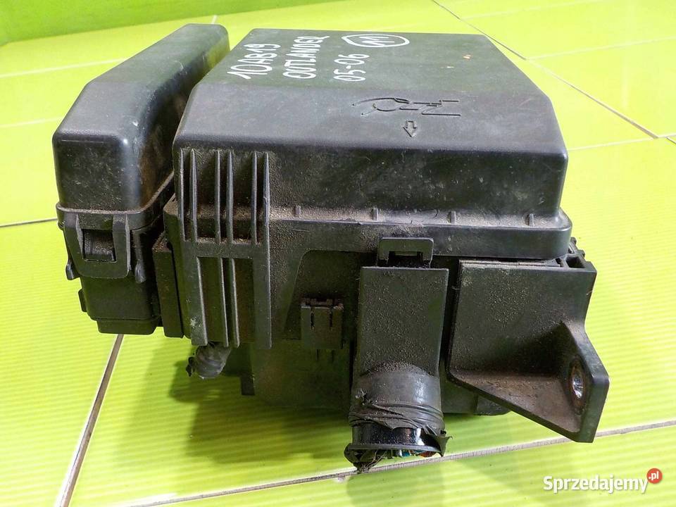 MITSUBISHI OUTLANDER I 24 MIVEC 05r skrzynka Skrzynki bezpieczników Suków