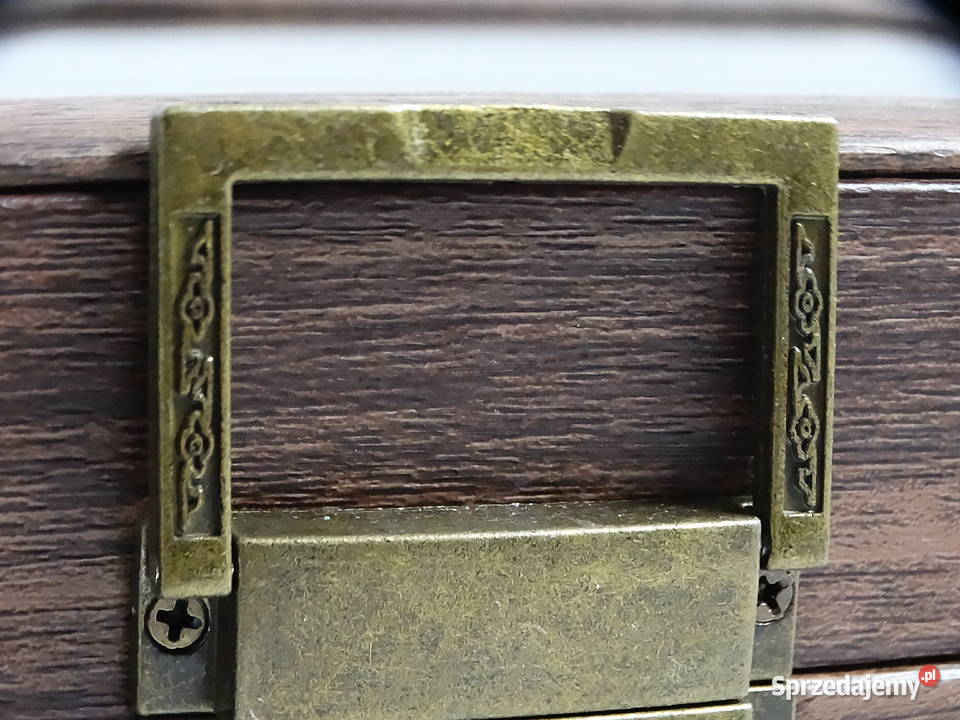 Eleganckie Drewniane Pudełko na 12 Zegarków Styl Etui Biłgoraj sprzedam