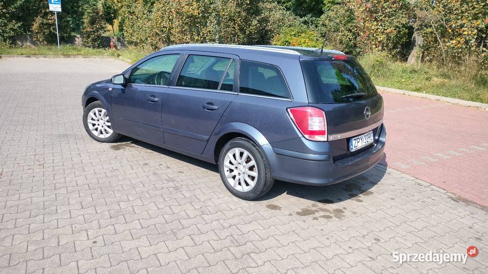 Opel Astra H 2008 R 19CDTI Rok produkcji 2008 Astra