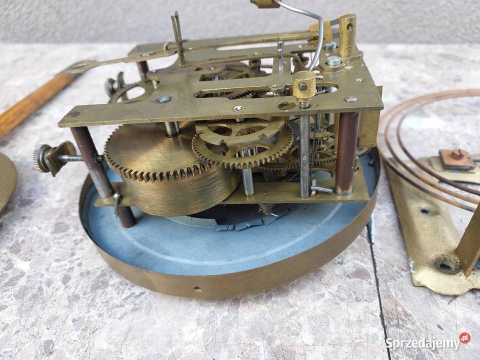 136 Zestaw mechanizm starego zegara ściennego Tczew