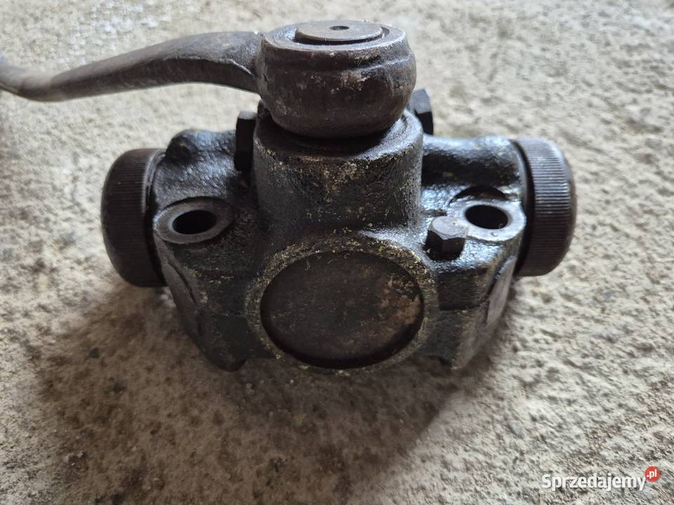 Ramieniowy amortyzator FSO Warszawa GAZ 69 osobowe wielkopolskie Gulcz