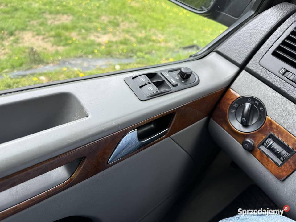 Volkswagen Multivan T5 HighLine Faktura Vat 23 174KM Multivan Żywiec sprzedam