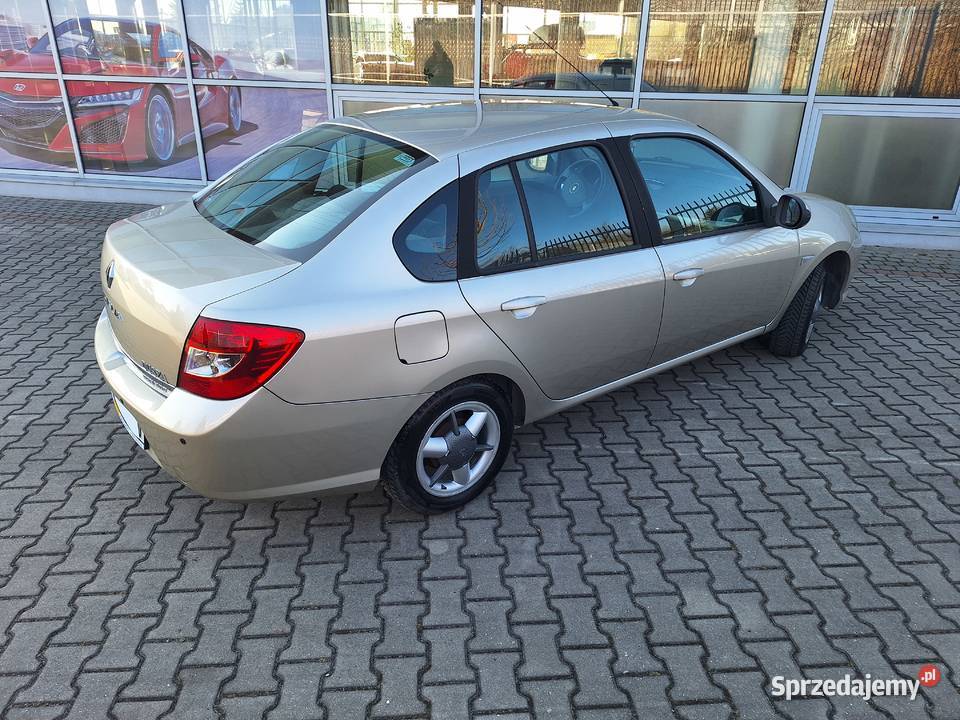 Sprzedam Renault Thalia 16 bgaz maly przebieg Rok produkcji 2012 świętokrzyskie Kielce