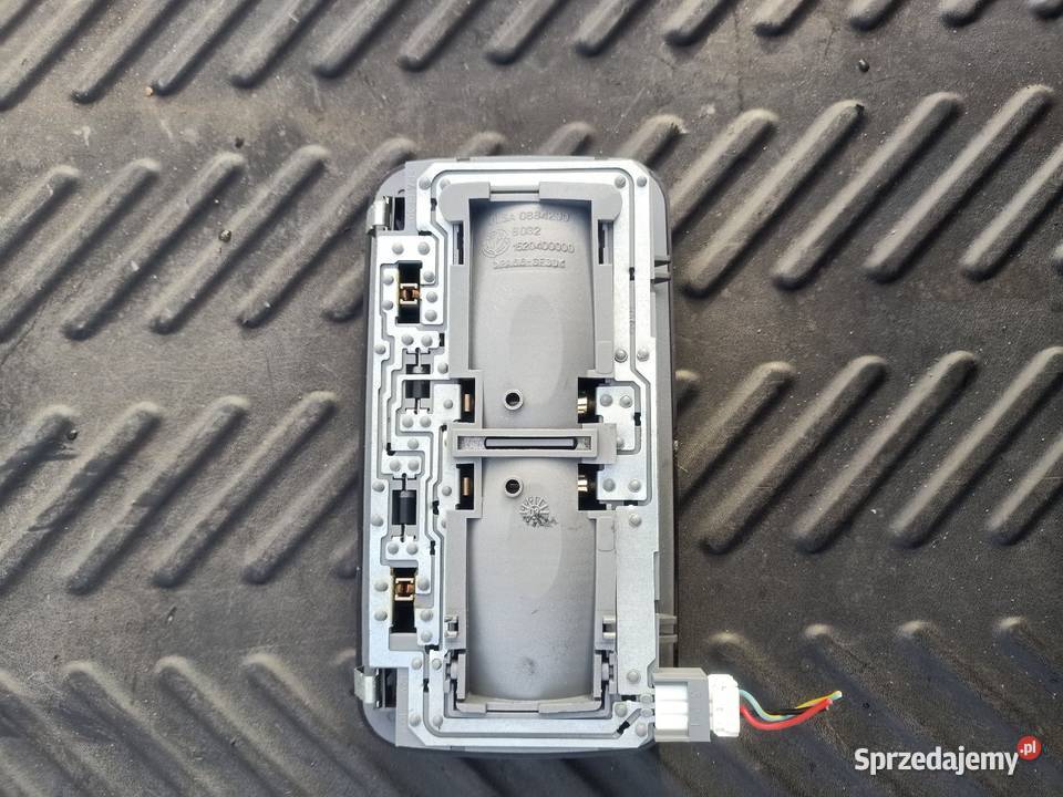 Oświetlenie lampka kabiny podsufitki Alfa Romeo osobowe Szczecin