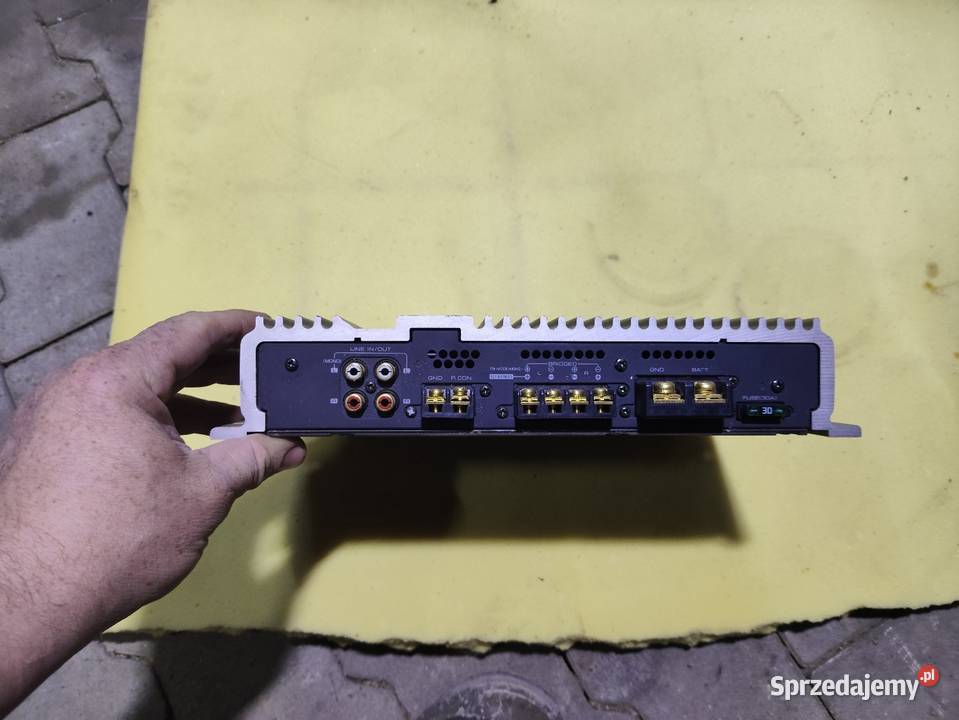 Wzmacniacz samochodowy Kenwood kac 823 Osiemborów sprzedam