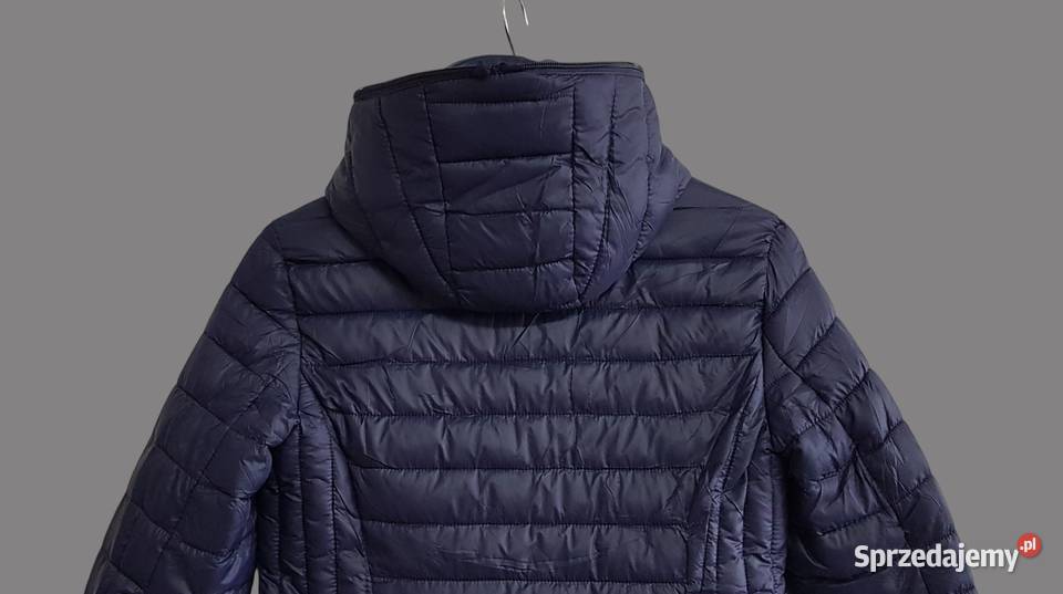 Damska lekka pikowana kurtka wiosennajesienna Bez wzoru sprzedam