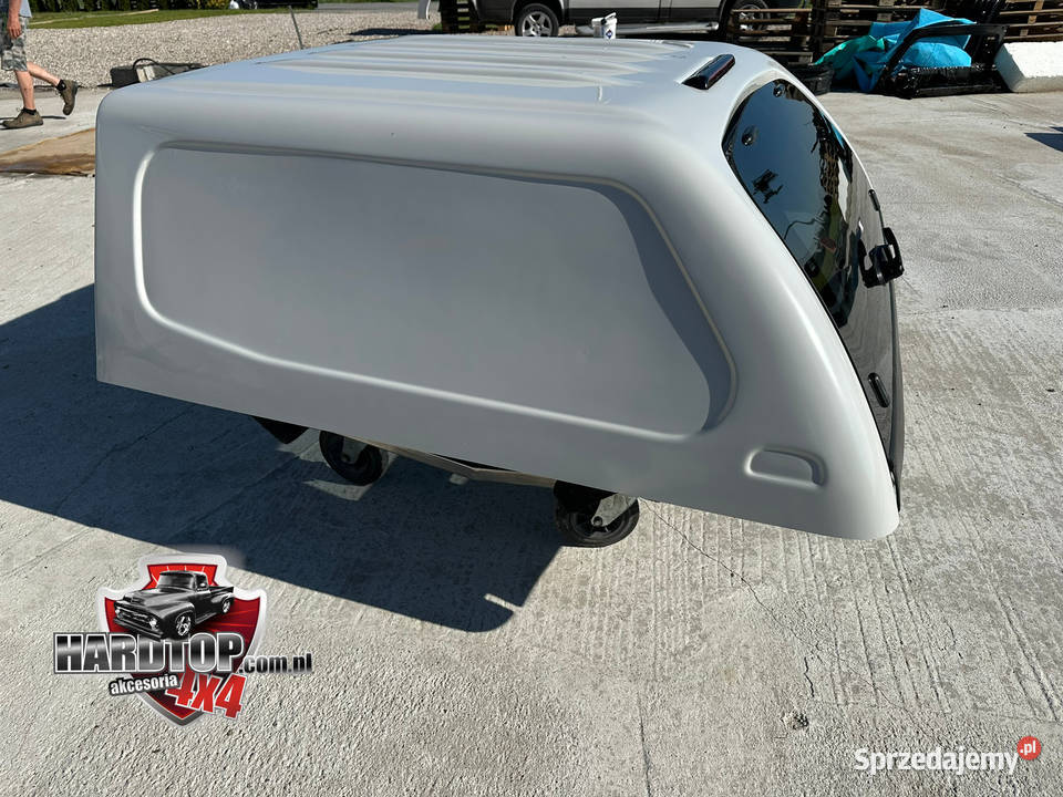 Zabudowa ISUZU D Pickup na pakę Hardtop 2012 Pasłęk sprzedam