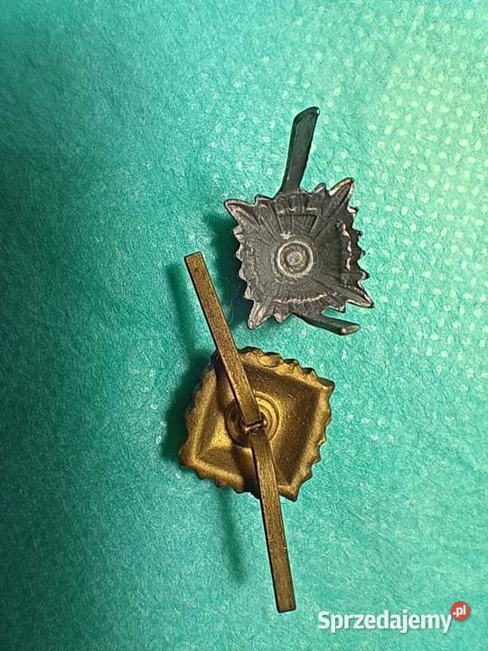 2 niemieckie gwiazdki z naramienników Stan Antyki, Sztuka, Kolekcje Łódź sprzedam