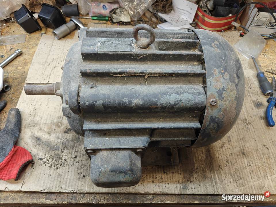 Silnik elektryczny 17 trój fazowy 930 obrotow Zamość