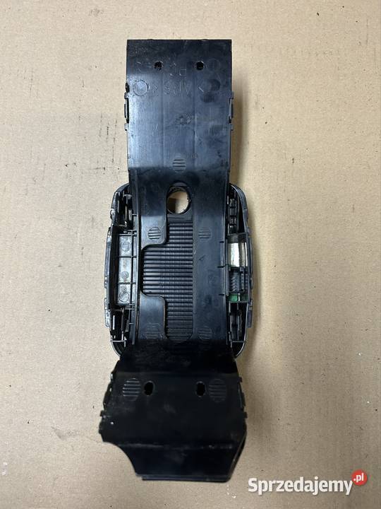 Obudowa wybieraka biegów Passat b5fl automat osobowe Grudziądz