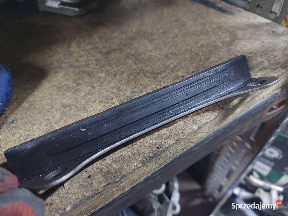 Suzuki DR 600 dr 650 ślizg łańcucha łańcuszka Jelenia Góra sprzedam