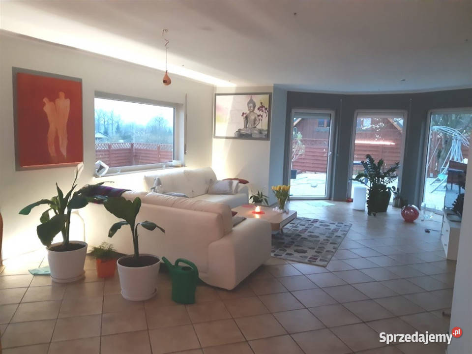 Dom wolnostojący Jelenia Góra 400m2 garaż