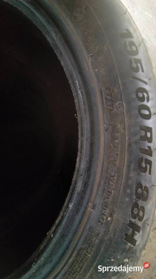 4 zimowe opony kumho 19560 r15 2017 60 Samochodowe świętokrzyskie Karsznice