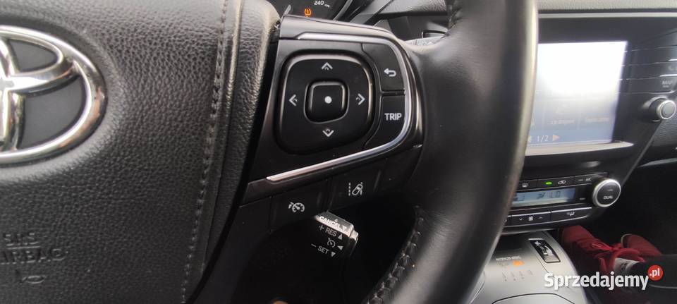 Toyota Avensis EditionS manualna