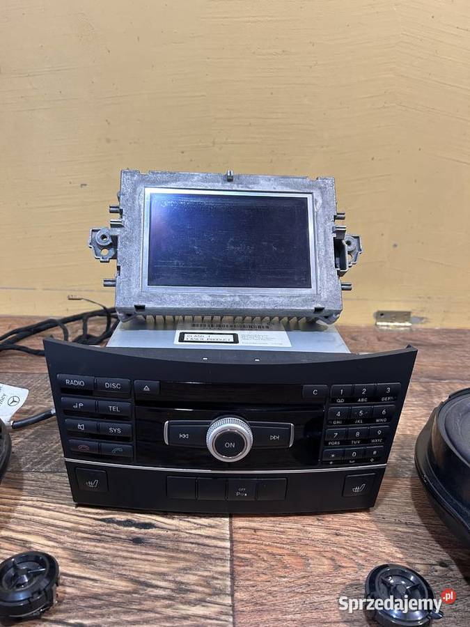 Radio Nawigacja z Wyświetlaczem Głośniki