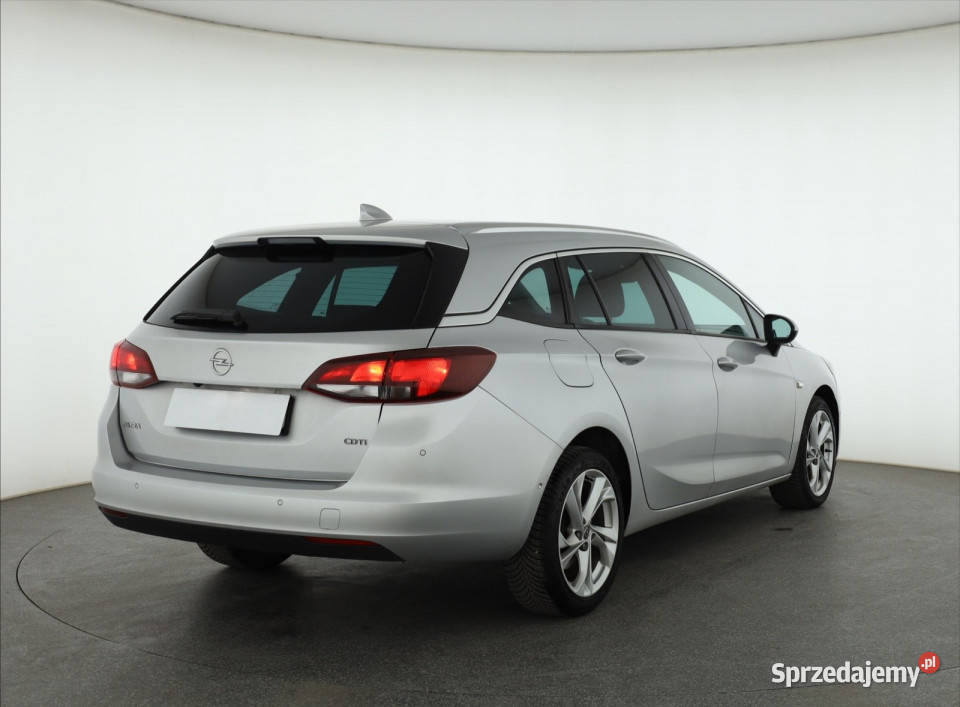 Opel Astra 16 CDTI wielofunkcyjna kierownica Piaseczno