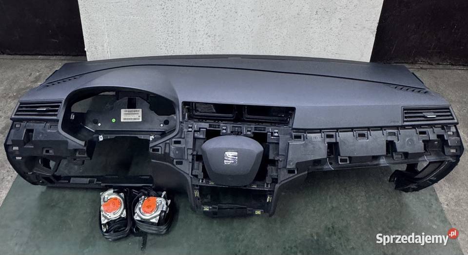 Deska rozdzielcza Seat Ibiza V Grabów nad Prosną sprzedam