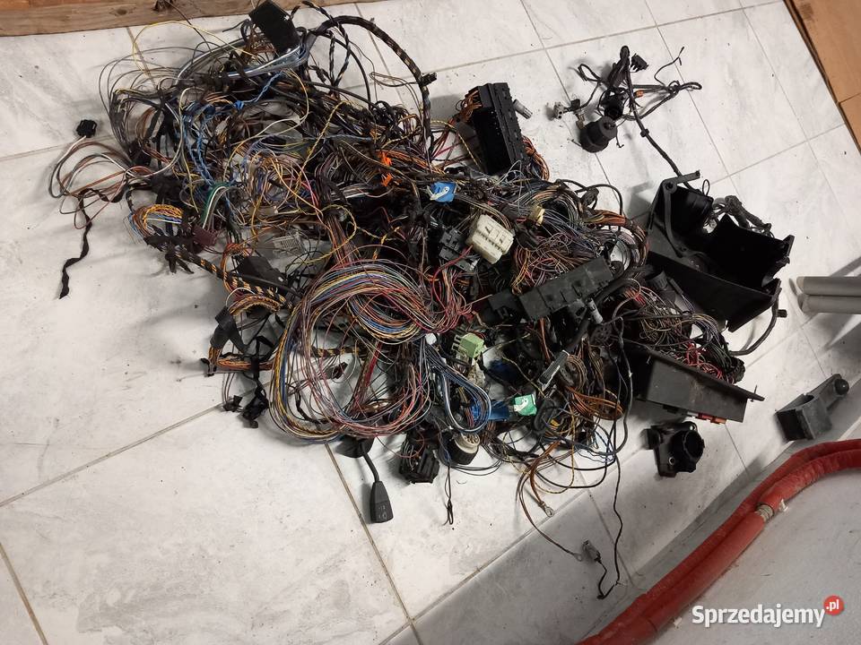 BMW e36 instalacja kabinowa wiązka Brzozów sprzedam