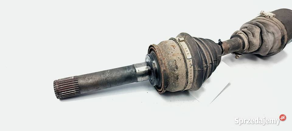 PÓŁOŚ LEWA PRZÓD MITSHUBISHI MONTERO Lipno