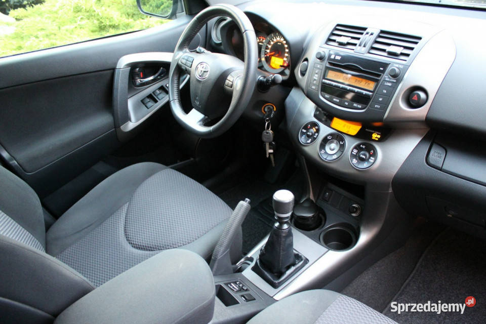 Toyota RAV4 Benzyna 158 Przebieg 120 Opłacony Lubań