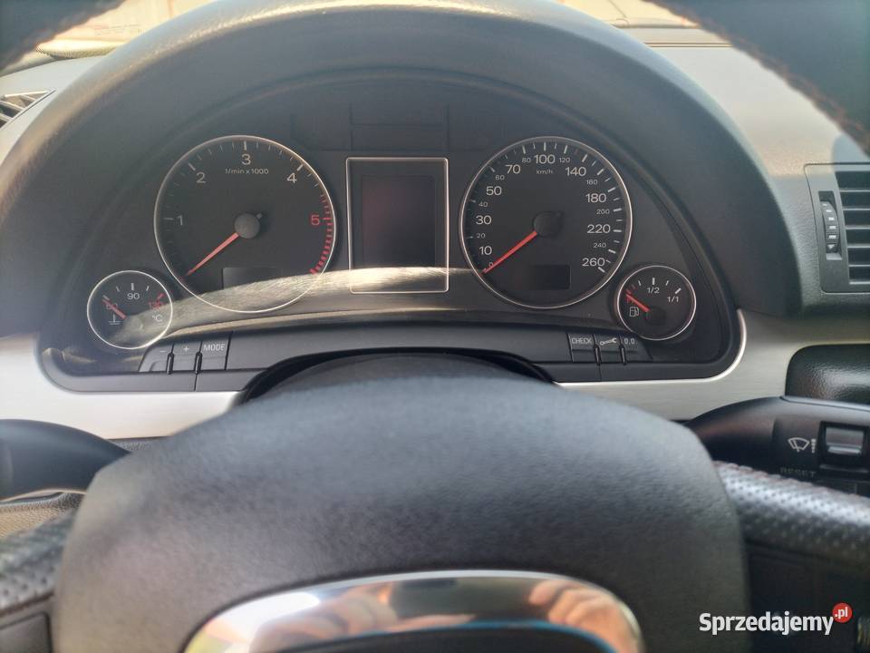 Audi A4 B7 hak Biecz