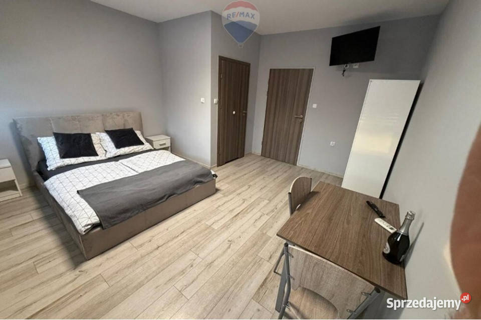 Budynek komercyjny działający hotel pracowniczy Lokale użytkowe Siemianowice Śląskie