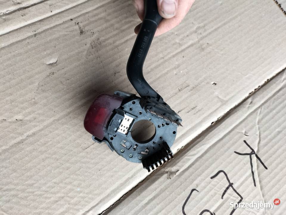 PRZEŁĄCZNIK KIERUNKOWSKAZÓW PRZEŁĄCZNIK wyposażenie elektryczne Układ elektryczny Kamień-Kolonia