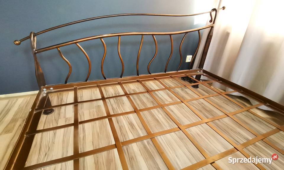 Sprzedam metalowe kute łóżko 160200 Łóżka Koszalin