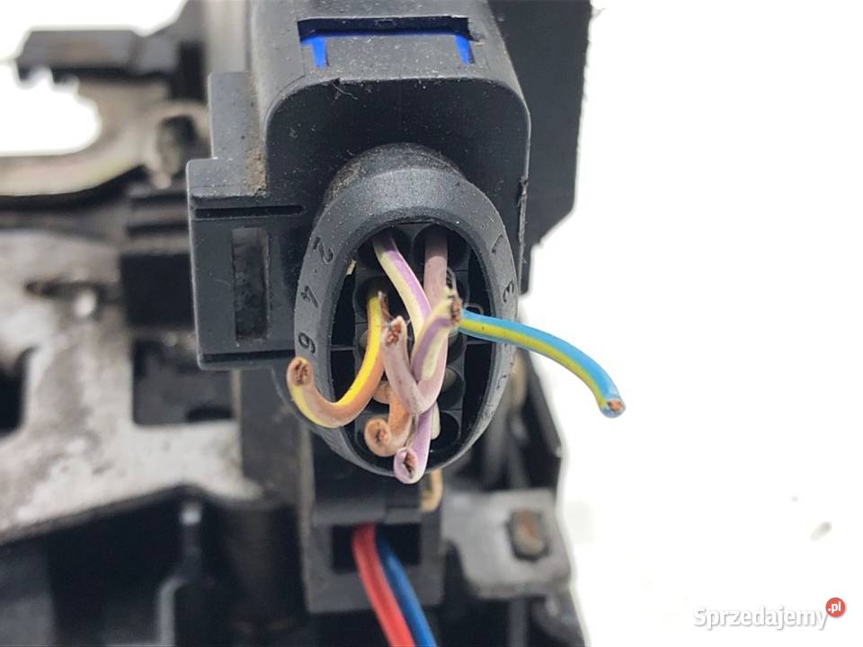 ZAMEK DRZWI PRAWY PRZÓD SEAT ALTEA Minivan osobowe podkarpackie