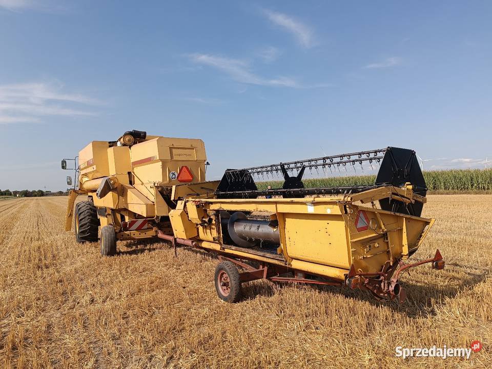 Sprzedam kombajn HOLLAND TX 30 Proszenie