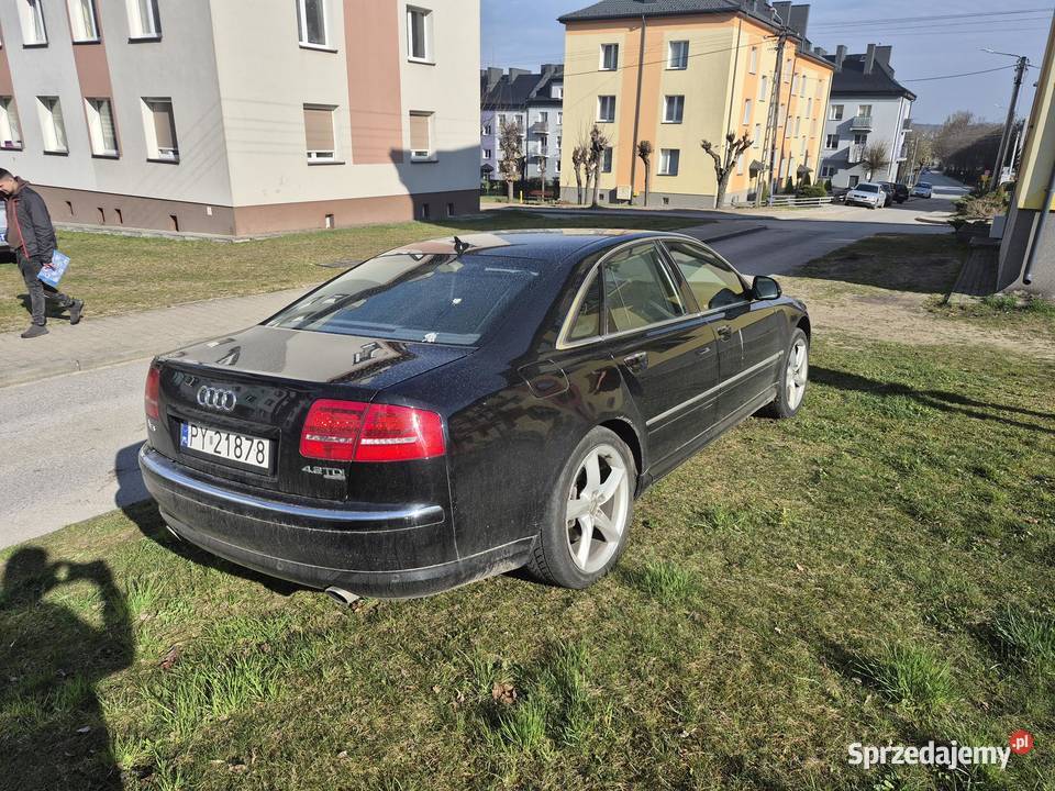 Syndyk sprzeda pojazd marki AUDI A8 automatyczna Kielce sprzedam
