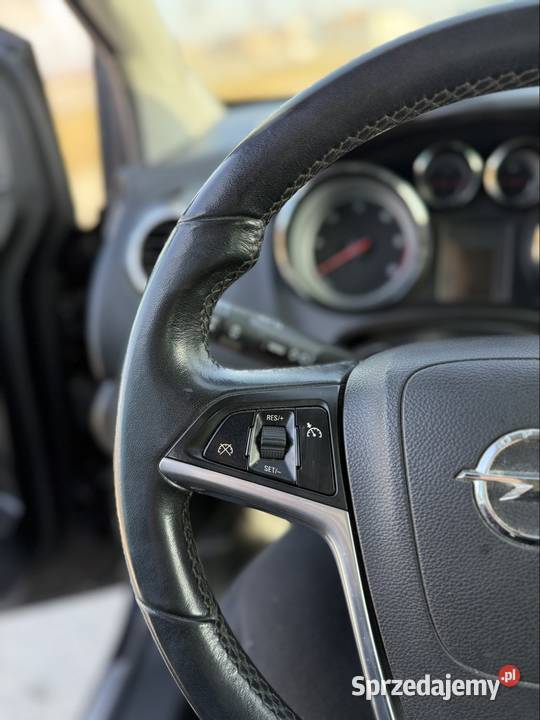 Opel Meriva B 2011 128 przebieg 17D Zadbana