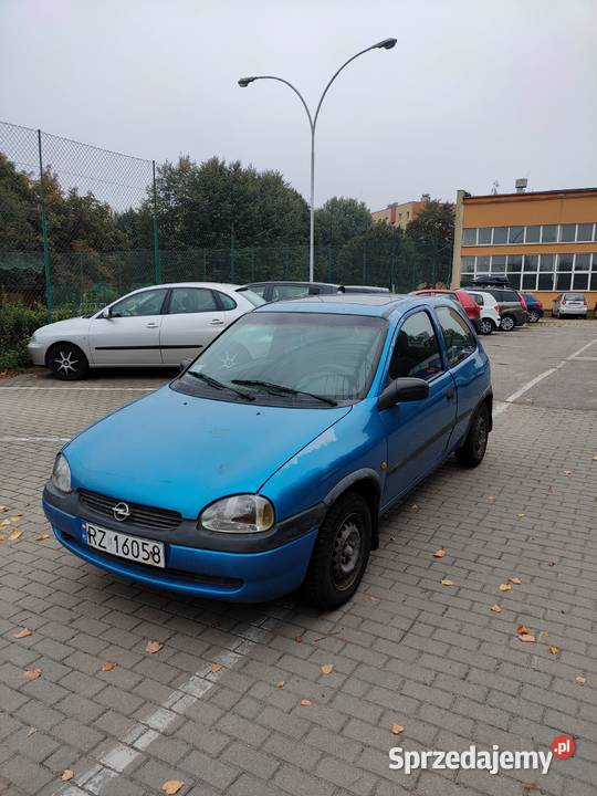 Opel Corsa 1,2 65 km