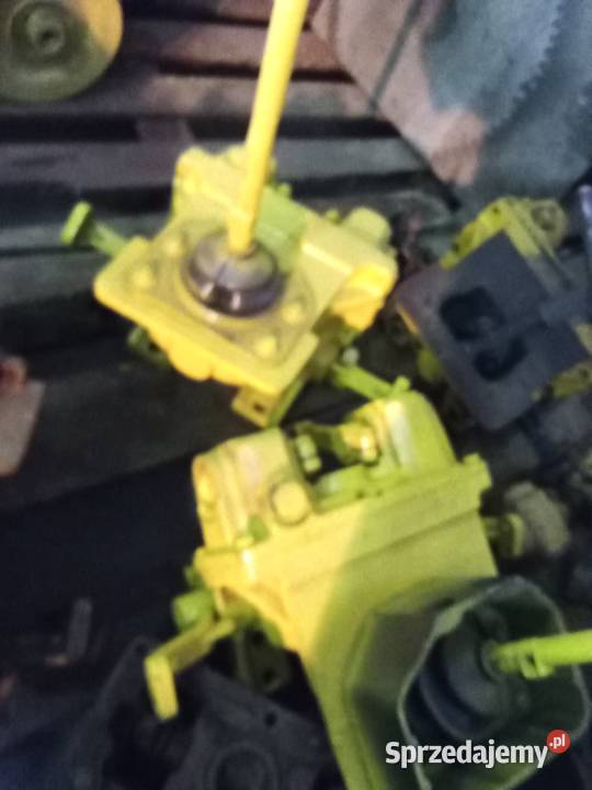 Mechanizm skrętu spycharki T130 T170 Kozery