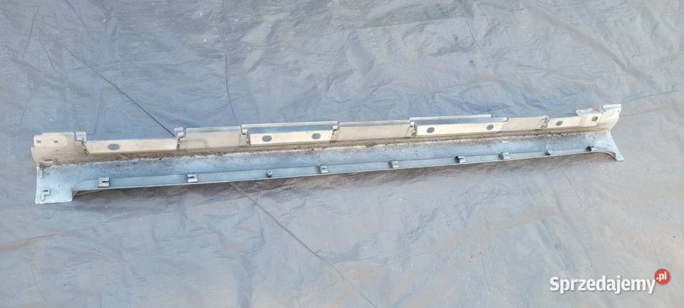 TOYOTA VERSO PRÓG LEWY LISTWA PROGOWA LEWA