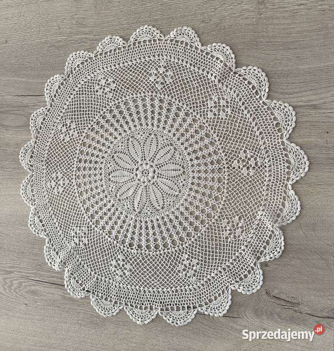 Serweta szydełko śr 60 biała biały